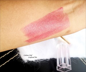 Faces Glam On Fuschia Love Lipstick swatch