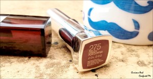 Maybelline Crazy for Coffee swatch Maybelline Color Sensational Lipstick Crazy for Coffee Review, Maybelline Crazy for Coffee, Nuetral lipstick for Dusky skintone, Neutral lipstick under 500, Creamy brown lipstick, Indian beauty blog, Maybelline brown lipstick review