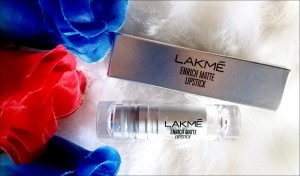 Lakme Enrich Matte Lipstick RM 12 swatch, Lakme Enrich Matte Lipstick in RM 12 , Lakme Enrich Matte Lipstick RM 12 review, New matte lipstick Lakme review, Lakme   Enrich Matte lipstick review, Lakme Enrich Matte swatch, Lakme Enrich Matte red review, Indian beauty blog, Matte lipstick review, Lakme Red lipstick, Lipstick under   300 India, Dusky beauty blogger, Red shade for Indian skin 