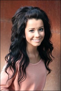 Hairstyles for Holidays, Hairstyle idea for Christmas, holiday hairstyle ideas